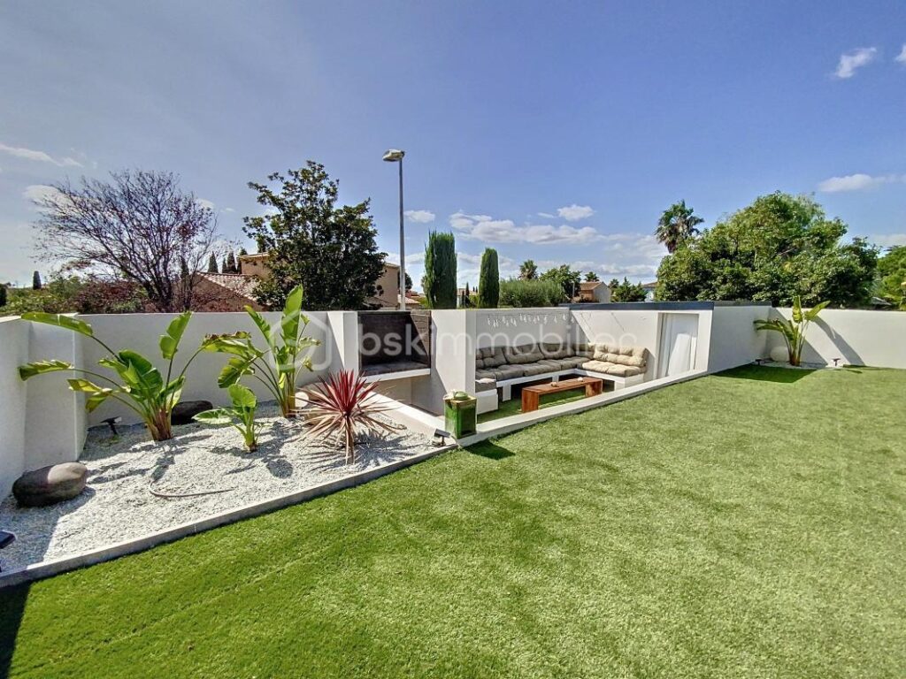 PERLE RARE AU MONT SAINT-LOUP – 5 pièces – 3 chambres – 190 m²