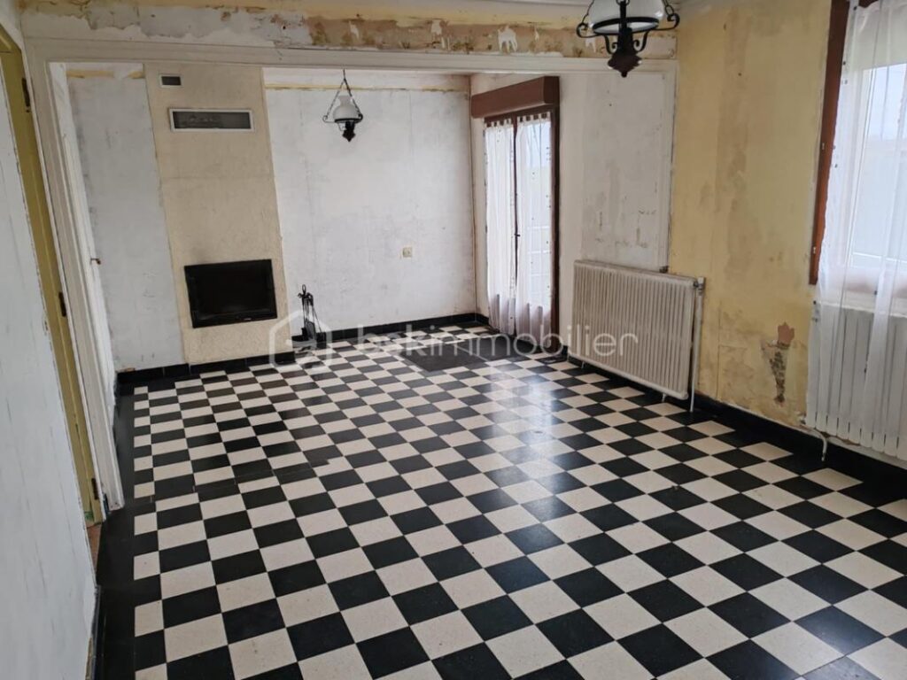 A VENDRE Maison avec accès PMR, sous-sol complet et viable de plain-pied – SAINT-PIERRE-DES-IFS – 3 pièces – 2 chambres – 65 m²