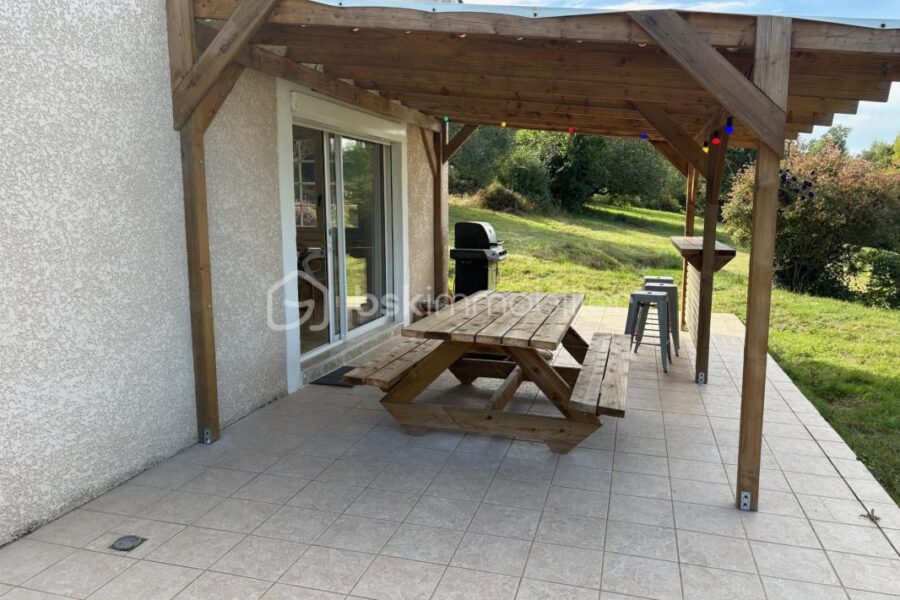 Maison à vendre à Lacommande