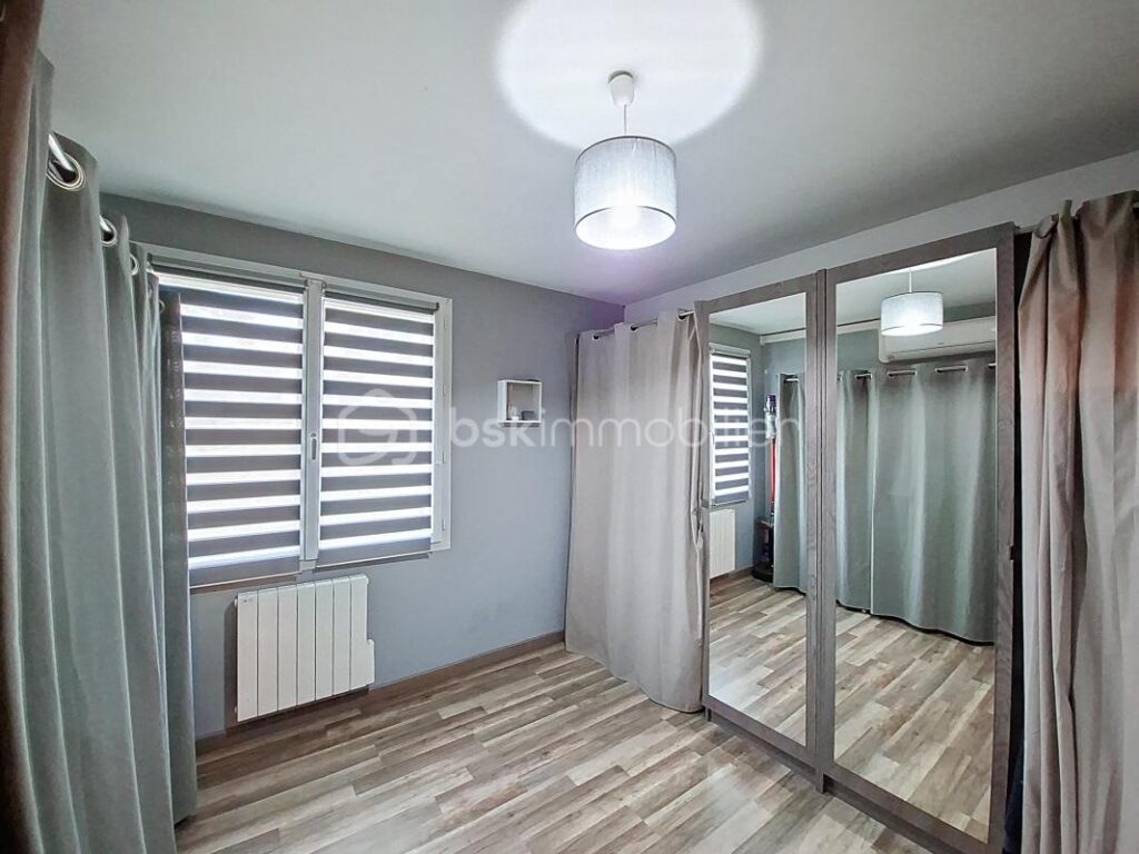 Maison familiale rénovée – 174 m² – Donnemarie-Dontilly – 6 pièces – 5 chambres – 174 m²