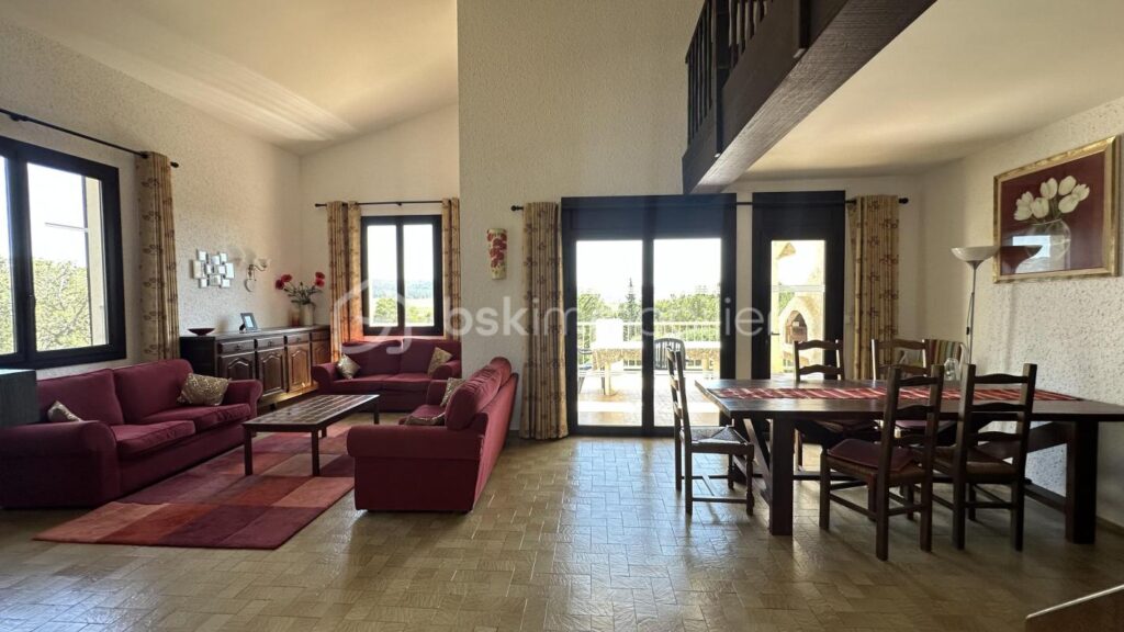 Villa 4 chambres – vue incroyable – 40 mn aéroport Carcassonne – au cœur des Corbières – 6 pièces – 4 chambres – 130 m²