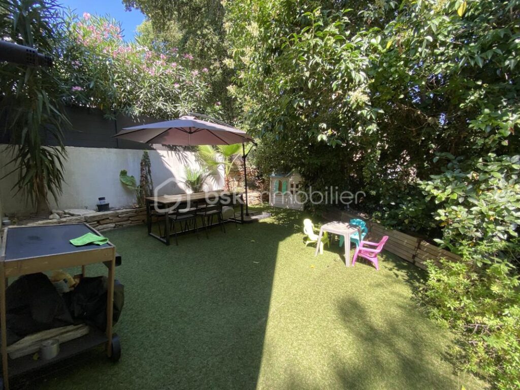 Charmante maison T4 au calme avec extérieurs paysagers – 4 pièces – 3 chambres – 100 m²