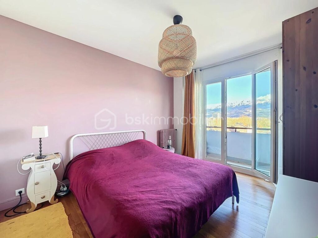 Appartement de 110m2 avec balcon + cave – 5 pièces – 3 chambres – 110 m²