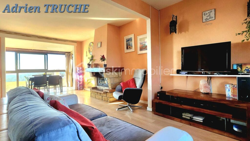 Maison + terrain constructible spécial investisseur – hauteurs de Choisy – vue dégagée – – 5 pièces – 4 chambres – 114 m²