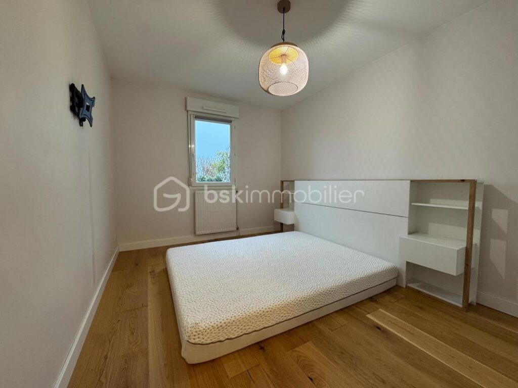 COUP DE CŒUR – 3 PIÈCES AVEC TERRASSE & JARDIN – VUE JURA – 3 pièces – 2 chambres – 72 m²