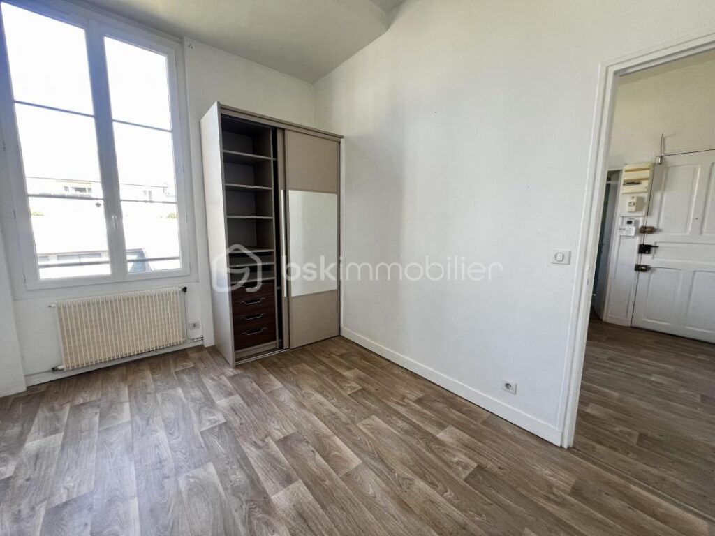 Appartement coup de cœur avec vue dégagée à Crépy-en-Valois – 2 pièces – 1 chambre – 26 m²