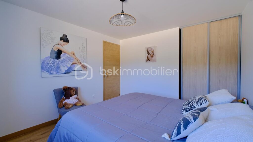 Villa d’exception 175 m² + Garage 120 m² – 4 pièces – 3 chambres – 175 m²