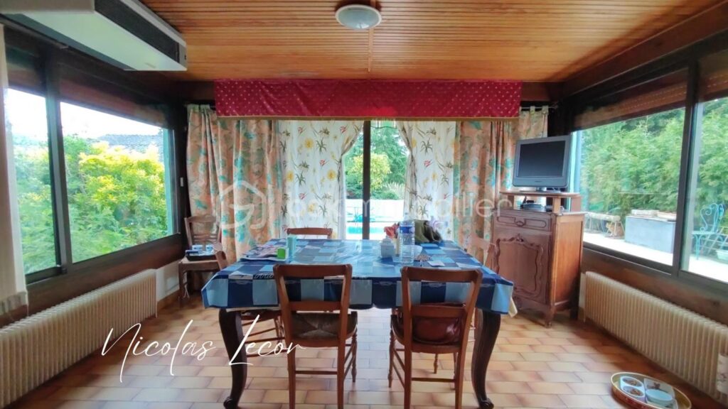 Maison 7 pcs 140 m² – 7 pièces – 5 chambres – 140 m²