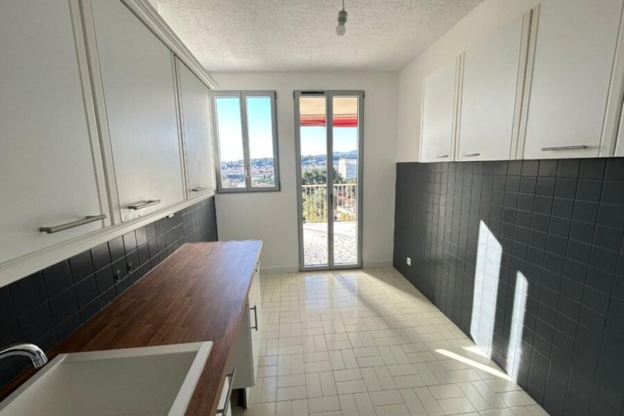 Appartement à louer à Nice
