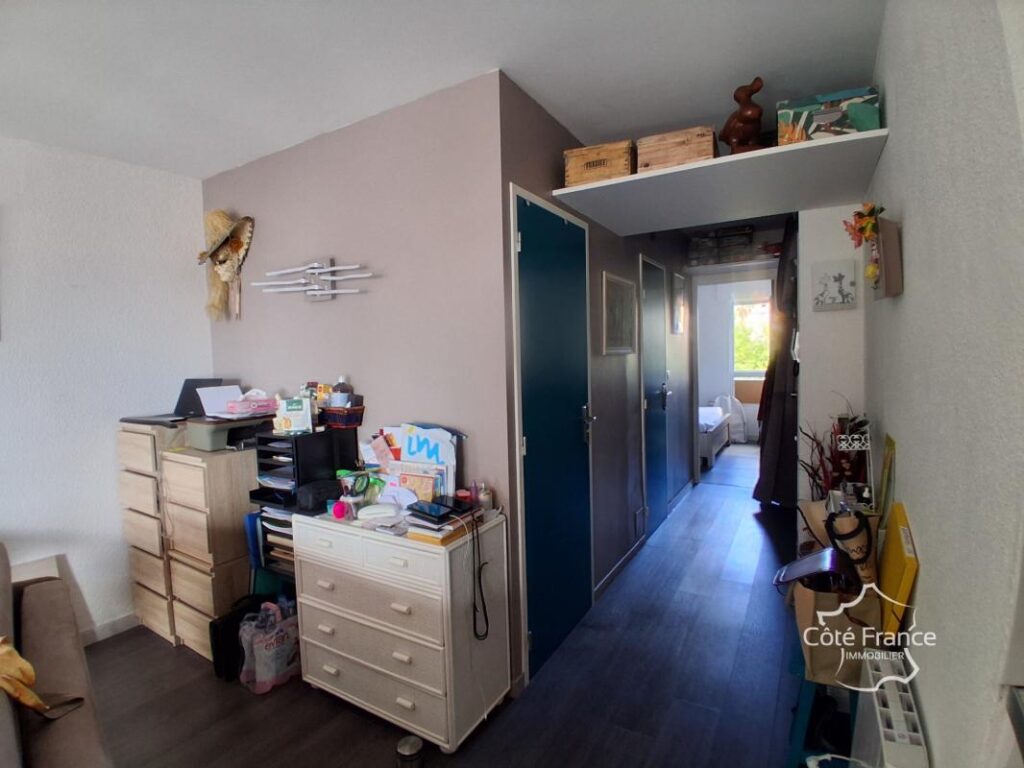 Appartement T2, Vue Port avec Place de Parking – 2 pièces – 1 chambre – 43 m²