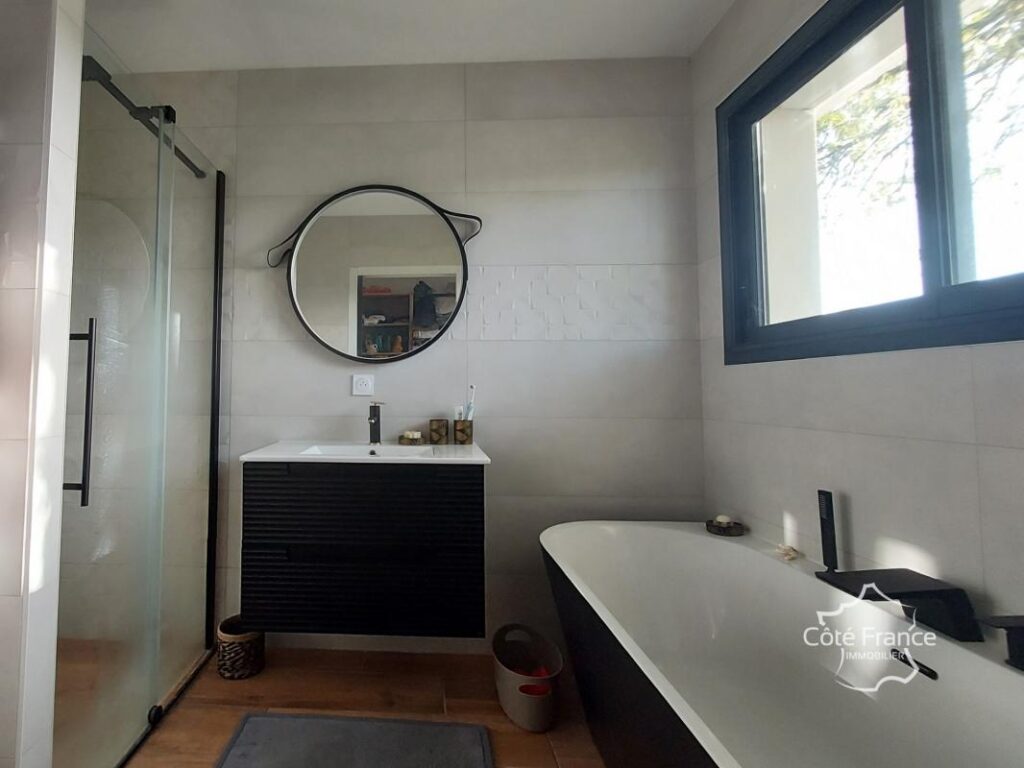 Maison 5 chambres et grand jardin – 7 pièces – 5 chambres – 190 m²