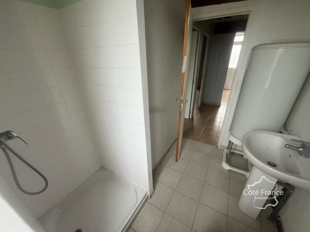 Immeuble de rapport 5 lots + combles aménageables – NR pièces – NR chambres – 150 m²