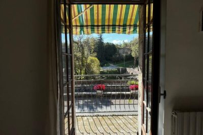 Maison de village avec local commercial et grande jardin, ga – 8 pièces – 4 chambres – 130 m²