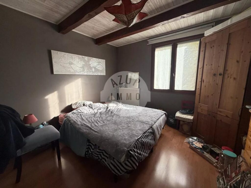 MAISON T5 117 m² sur 740 m² de terrain – 5 pièces – 4 chambres – 117 m²