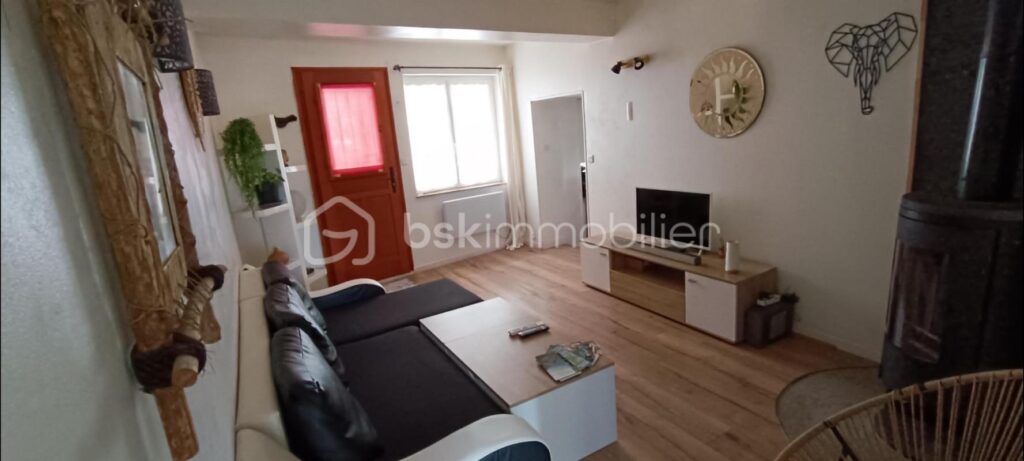 Maison de village 100 m² – 4 pièces – 3 chambres – 100 m²