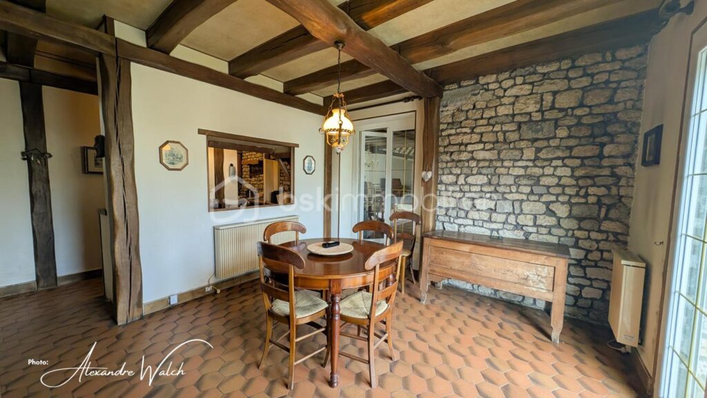 Charmante Maison de caractère à Rénover – Opportunité Unique ! – 7 pièces – 5 chambres – 198 m²