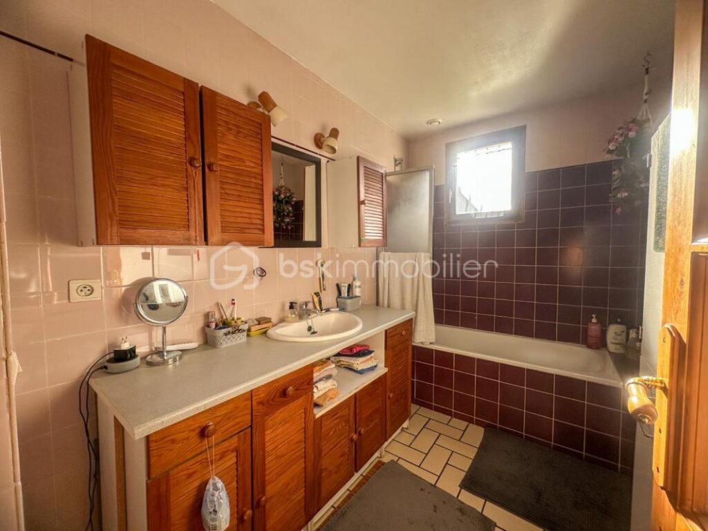 Maison coup de cœur ! – 6 pièces – 3 chambres – 116 m²