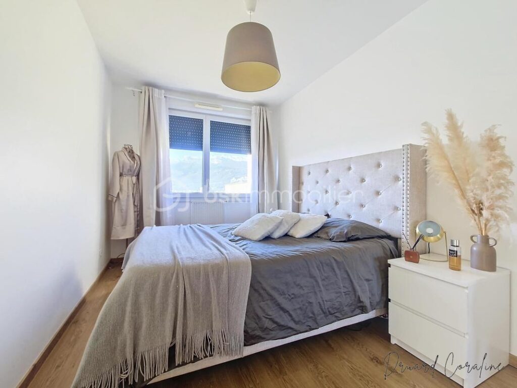 Grand T3 avec double balcon – 3 pièces – 2 chambres – 79 m²