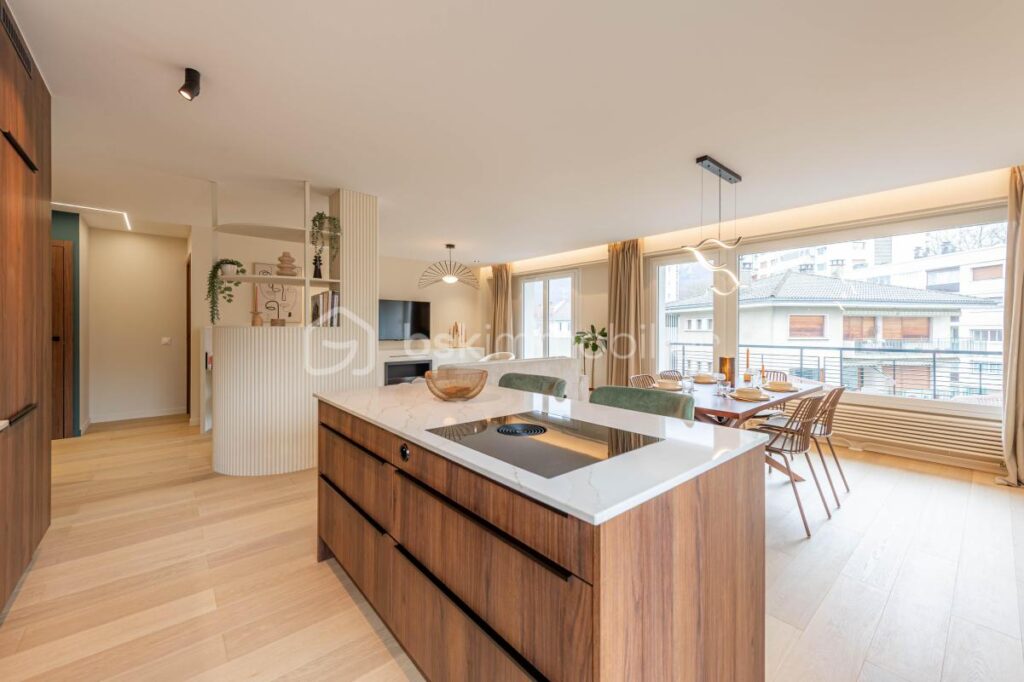APPARTEMENT STANDING 100 M2 ANNECY PROCHE LAC – 3 pièces – 2 chambres – 100 m²