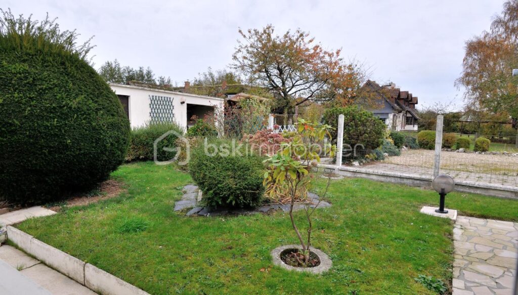 A Norville. Pavillon 4 chambres – 5 pièces – 4 chambres – 129 m²