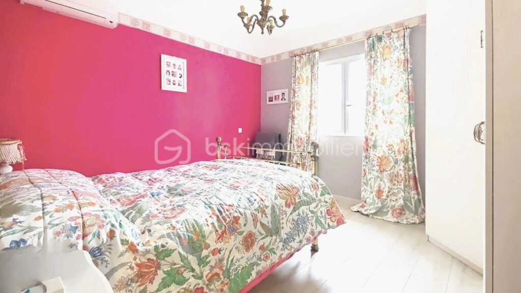 Maison de plain-pied – 4 chambres – Terrain arboré 1 600 m² – 5 pièces – 4 chambres – 100 m²