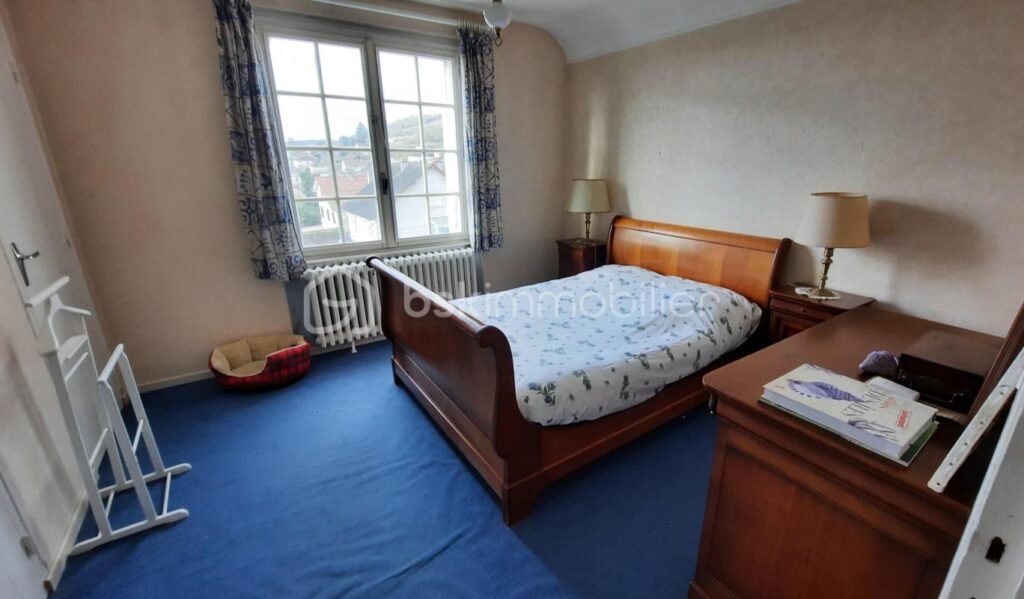 Pavillon, quartier résidentiel – 9 pièces – 5 chambres – 169 m²