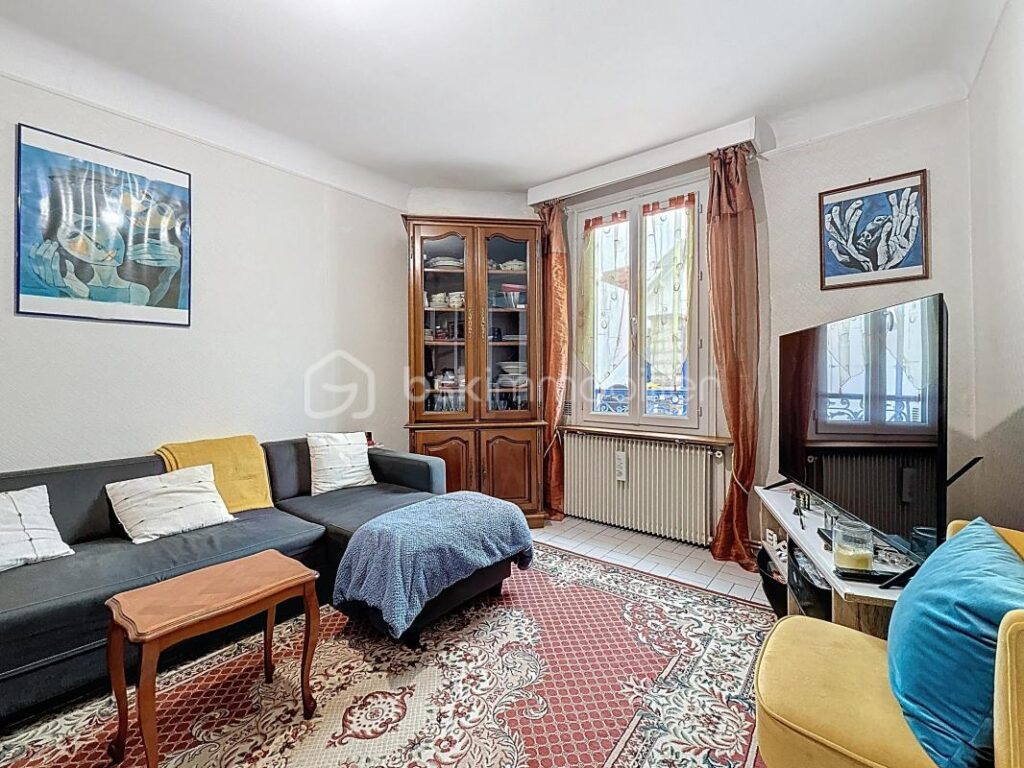 Maison de 100 m² – 5 pièces – Terrain 496 m² – 5 pièces – 3 chambres – 100 m²