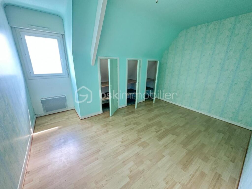 LOCOAL-MENDON Superbe vue sur la RIA d’ETEL – Tres Rare – 5 pièces – 4 chambres – 102 m²