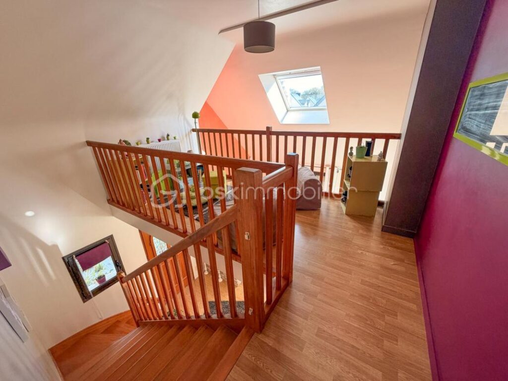 PLOEREN – Superbe Maison de 102 m2 – Superbe environnement – 5 pièces – 3 chambres – 102 m²