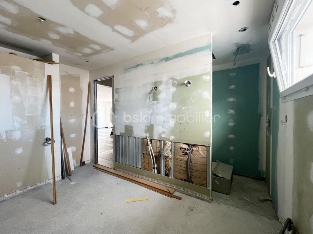 DPT HAUTE SAVOIE (74) – MAISON FAMILIALE AVEC VUE SUR LE LAC LEMAN – Lugrin (Hauteurs d’Évian) – 6 pièces – 4 chambres – 166 m²