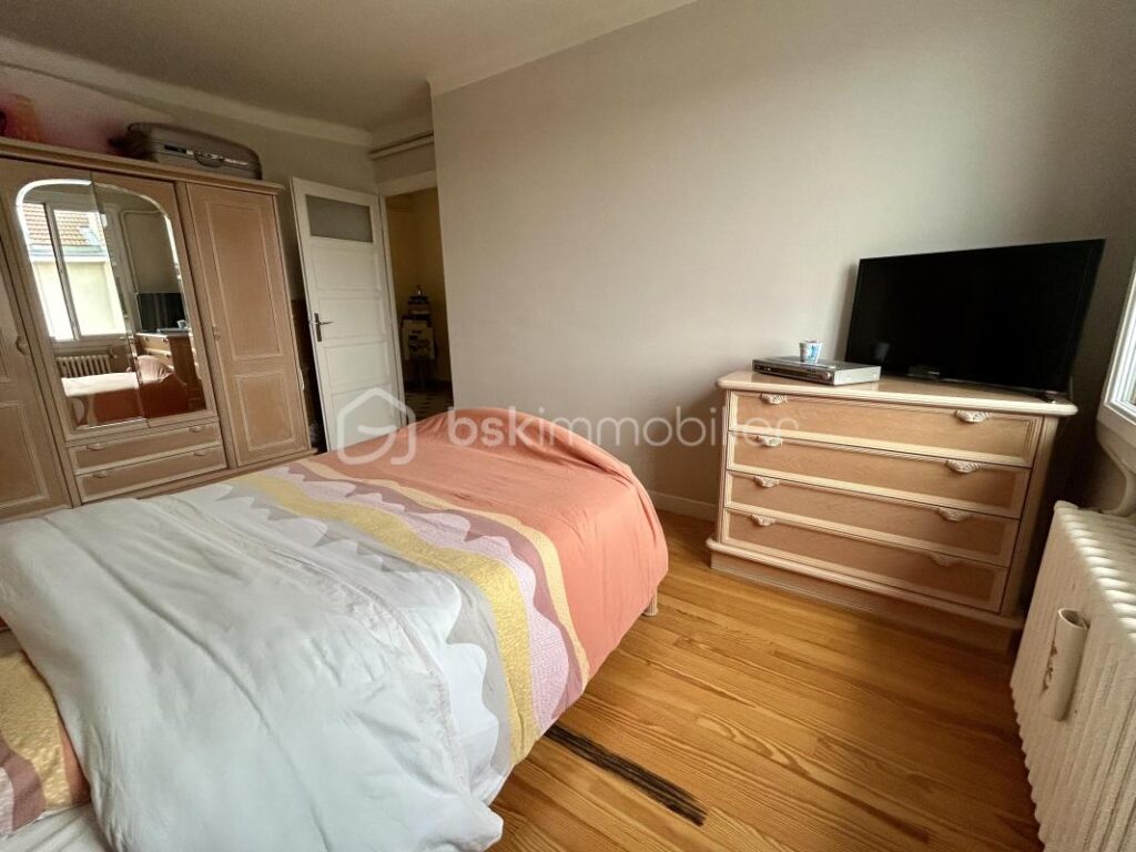 Annecy – T3 de 71m2 dernier étage vendu loué – Vue dégagée – 3 pièces – 2 chambres – 71 m²