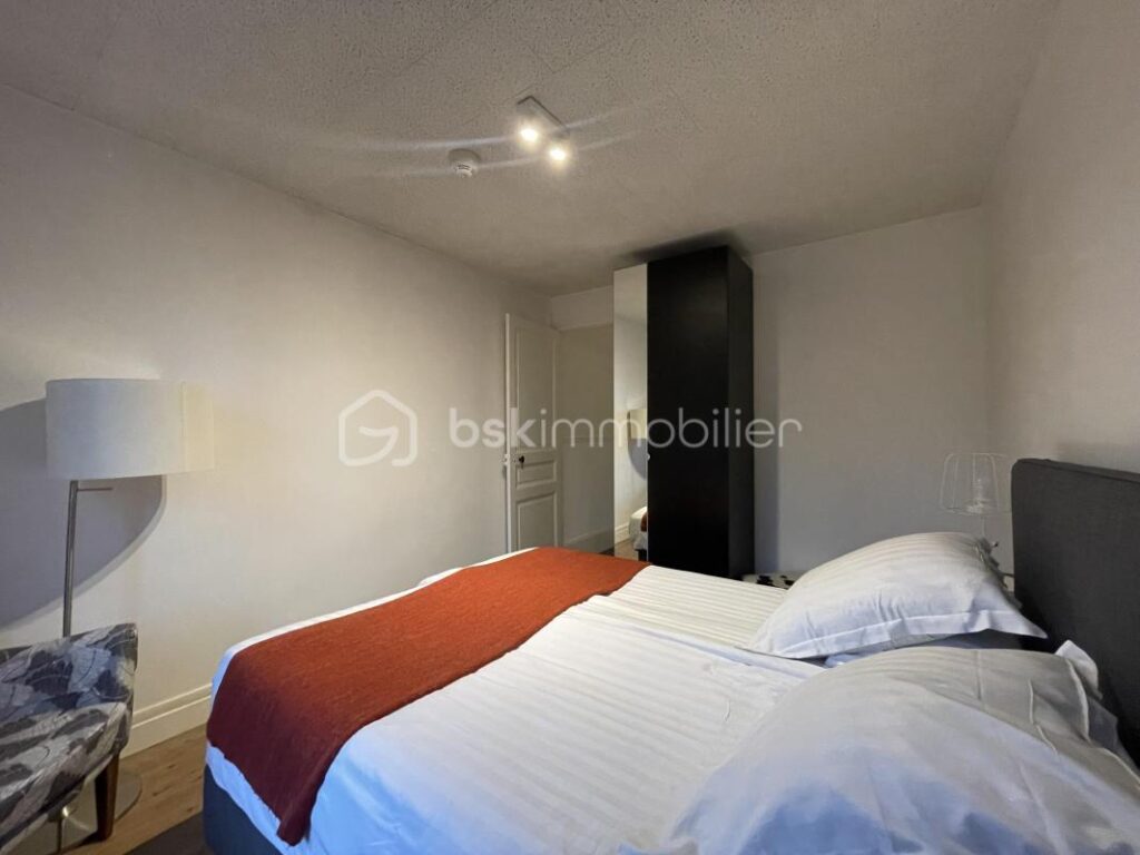 BORD DE MER – APPARTEMENT 60 M² – – 3 pièces – 2 chambres – 59 m²