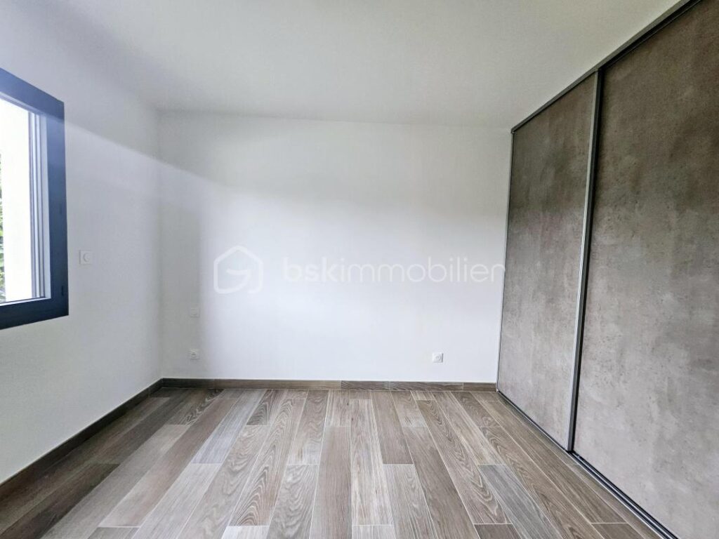 T5 contemporaine plain-pied Falguieres – 5 pièces – 4 chambres – 137 m²