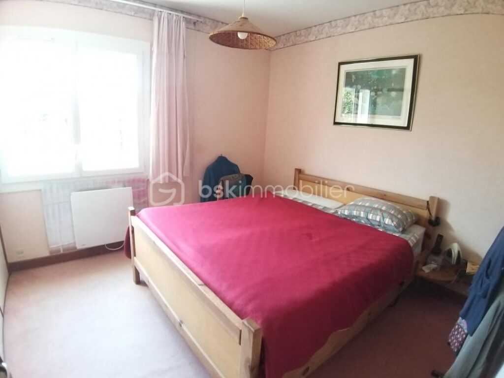 Maison familiale avec piscine et dépendances à Onesse-et-Laharie (40110) – 4 pièces – 3 chambres – 117 m²