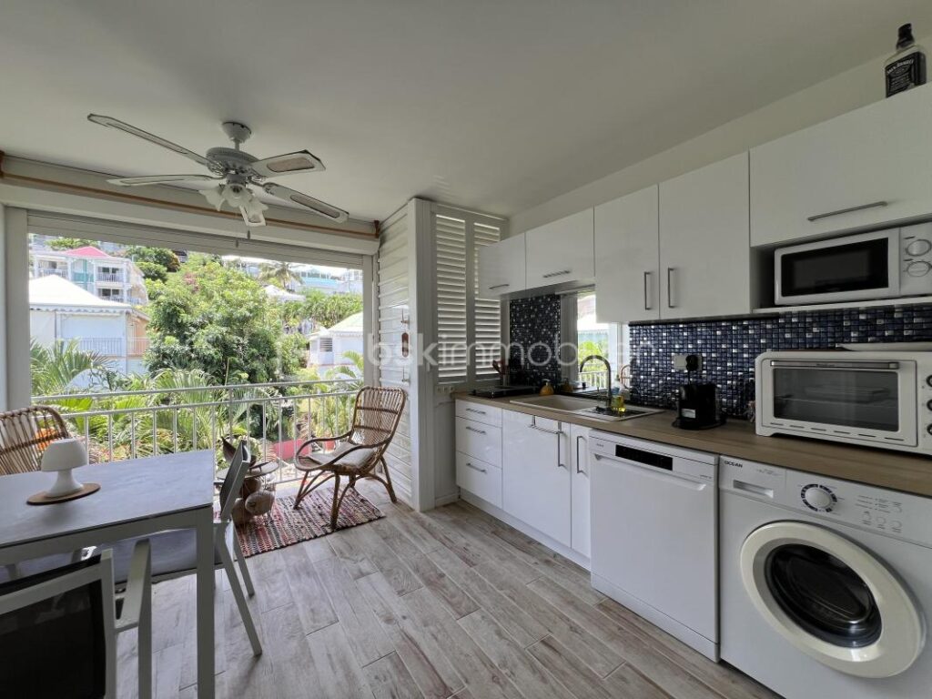 Appartement bord de plage avec piscine – 1 pièce – 1 chambre – 24 m²