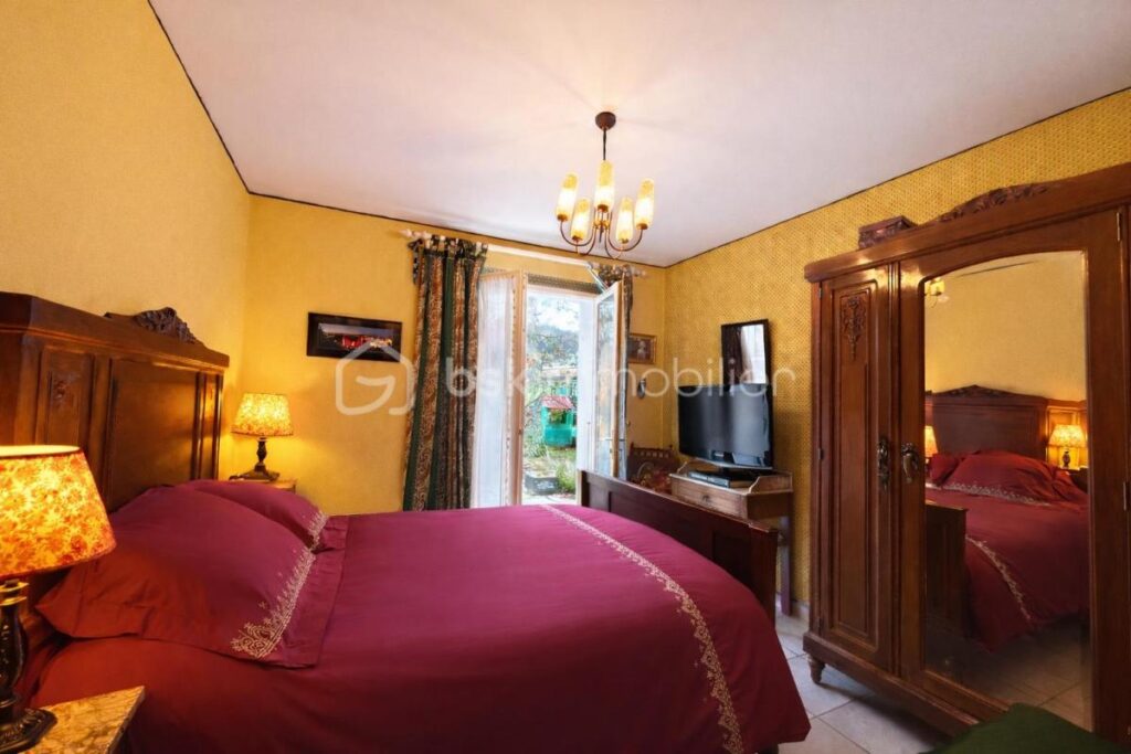 Maison 5 pieces avec terrain de 1500m² à Saint étienne de Crossey – 5 pièces – 4 chambres – 121 m²