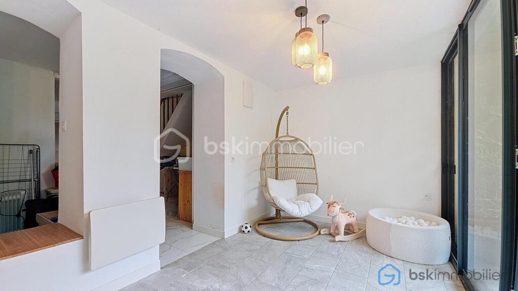 MAISON 3 CHAMBRES JARDIN 115 M2 – 5 pièces – 3 chambres – 115 m²