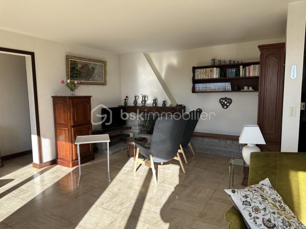 EXCLUSIVITE A SAISIR – 4 pièces – 2 chambres – 118 m²