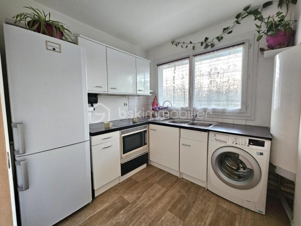 Magnifique F2 47m² deux balcons 11m² plein OUEST cave parking – 2 pièces – 1 chambre – 47 m²