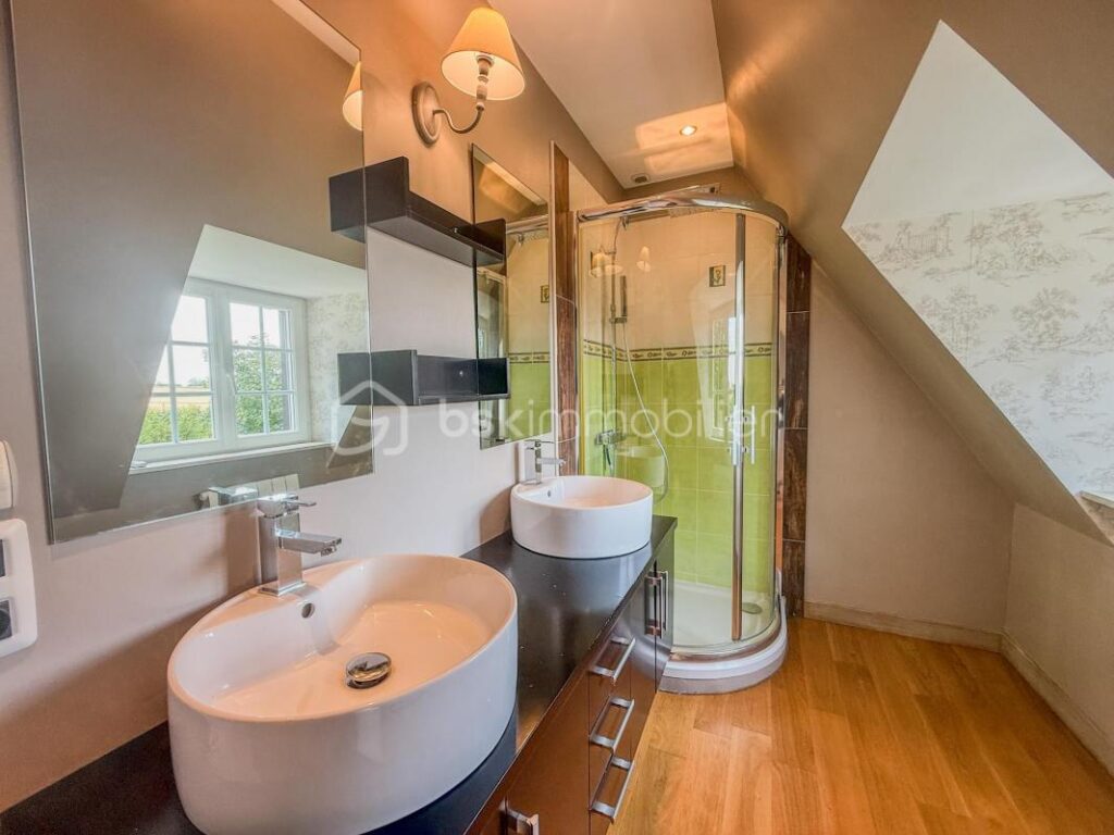 Maison de charme au cœur du Pays d’Auge – Un véritable havre de paix – 6 pièces – 4 chambres – 130 m²