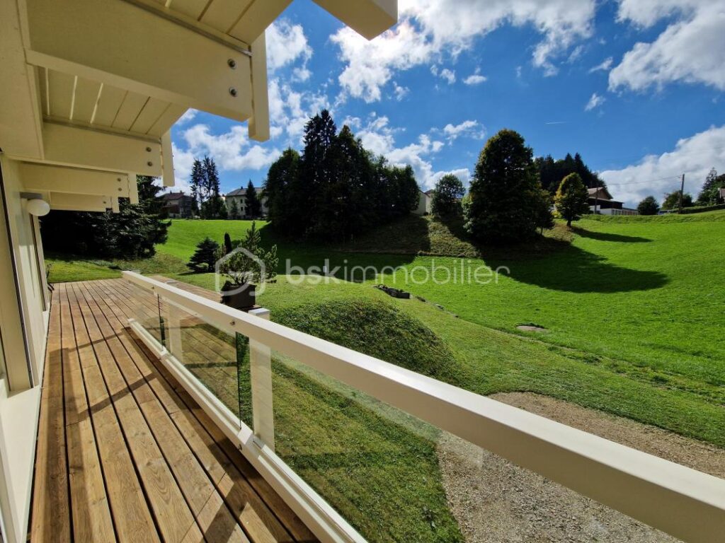 MAISON BOIS CONTEMPORAINE – 7 pièces – 4 chambres – 151 m²