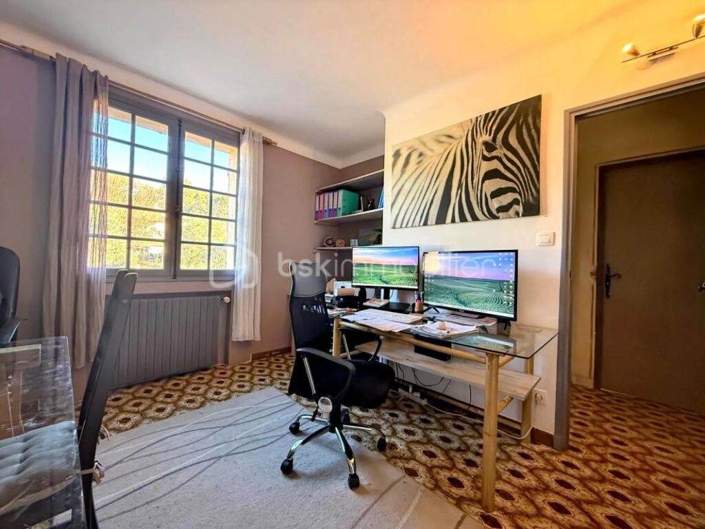 Maison familiale avec vue panoramique – Calme absolu – T4 + 4 – 4 pièces – 3 chambres – 148 m²