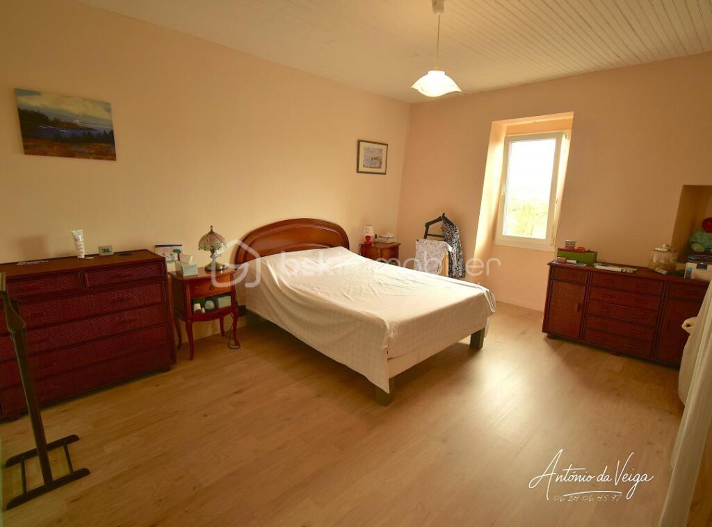 Spacieuse maison de village avec vue panoramique – 6 pièces – 4 chambres – 125 m²