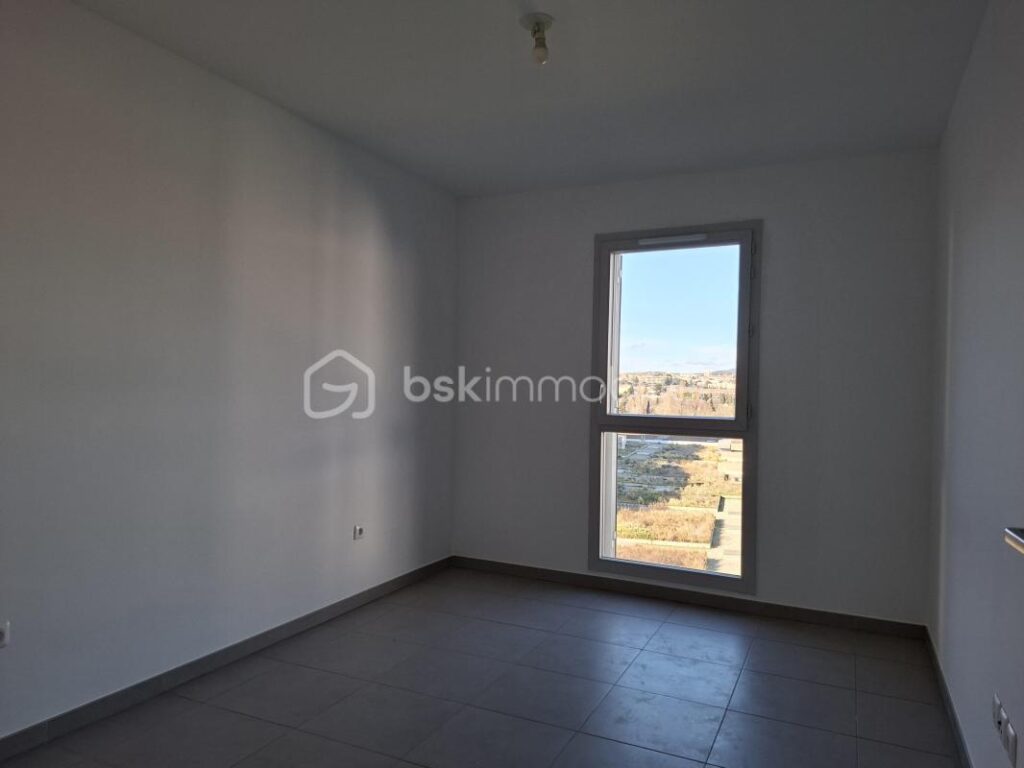 Vivez le rêve marseillais : Un havre urbain au cœur du 10e arrondissement – 3 pièces – 2 chambres – 52 m²