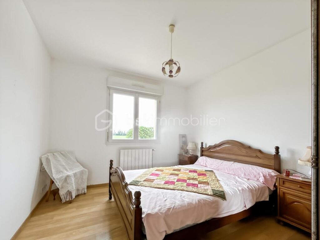 Maison 5 pièces de 93m2 à CUY (89140) – 5 pièces – 3 chambres – 93 m²