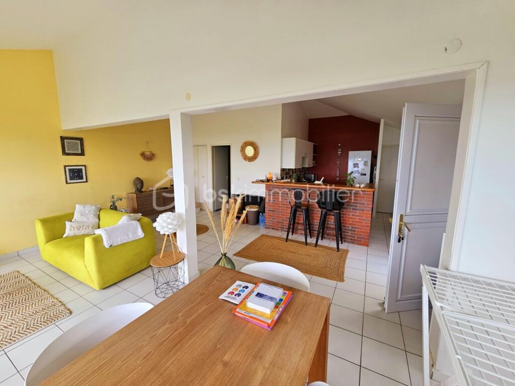 MAISON VUE MER 254 m2 – 8 pièces – 4 chambres – 254 m²