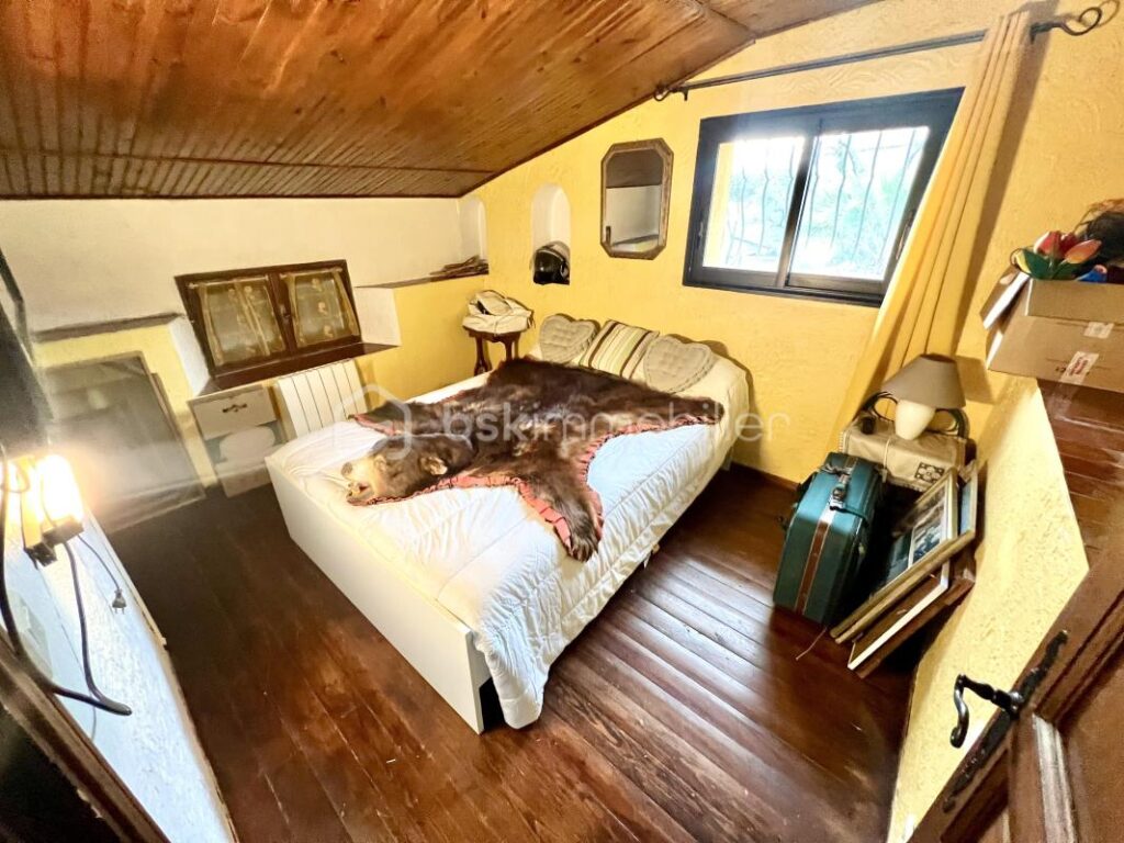 Draguignan – Villa – Studio indépendant – Piscine – Aucun vis à vis – 6 pièces – 4 chambres – 165 m²