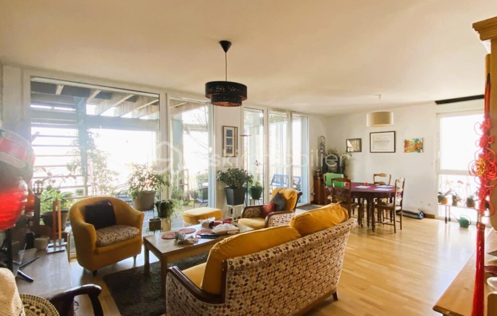 Nantes – Ile de Nantes Palais des Sports – Appartement 4 pièces – 3 chambres – 3 terrasses – Double garage – 4 pièces – 3 chambres – 104 m²