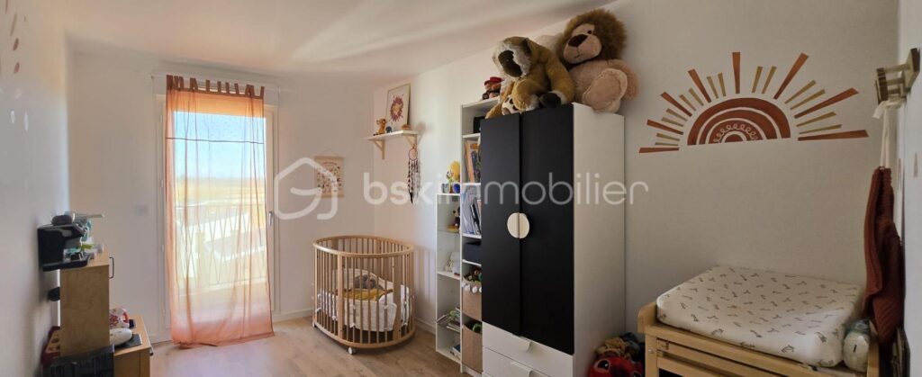 APPARTEMENT DERNIER ETAGE – 4 pièces – 3 chambres – 79 m²