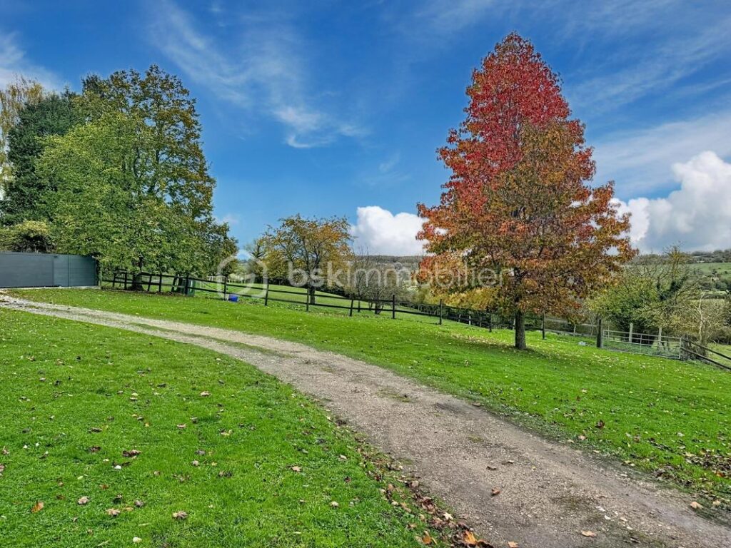 Maison de Campagne avec très jolie vue – 4 pièces – 2 chambres – 104 m²